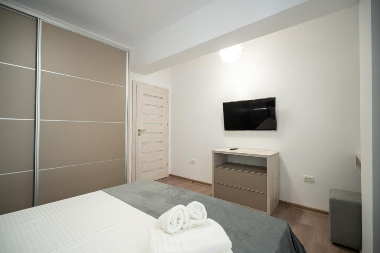 Moonlight Mamaia Apartments Exterior photo