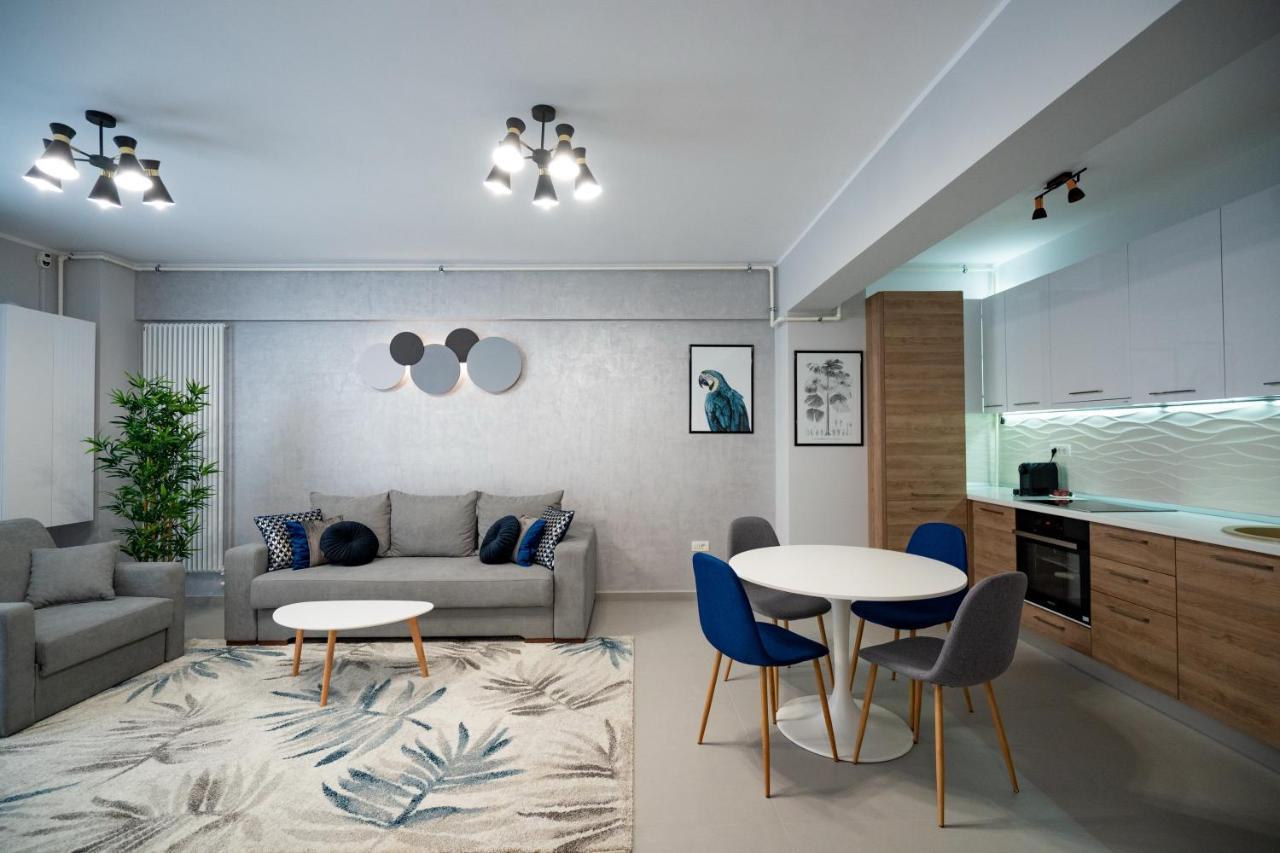 Moonlight Mamaia Apartments Exterior photo