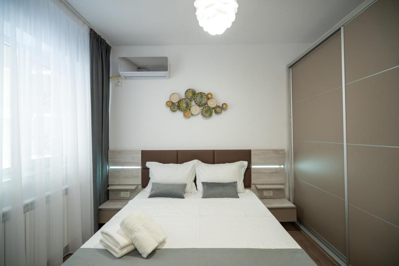 Moonlight Mamaia Apartments Exterior photo